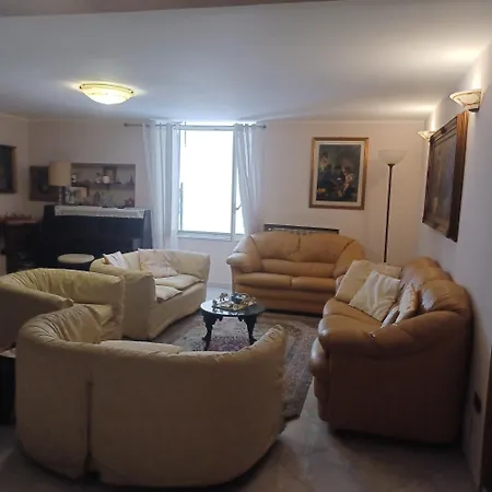 Sofia E Sveva بيت ضيافة 4*
