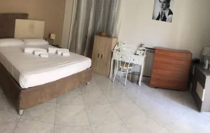 Sofia E Sveva Affittacamere Napoli